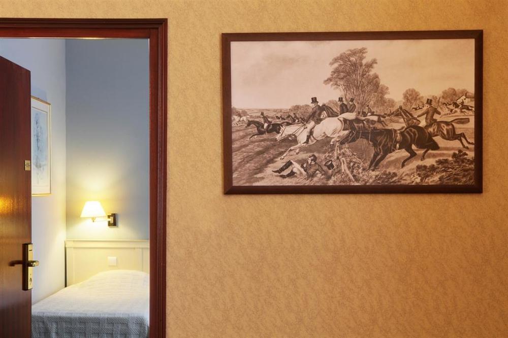 Best Western de Diane - restaurant TAM's Cuisine Maison Nevers Zimmer foto